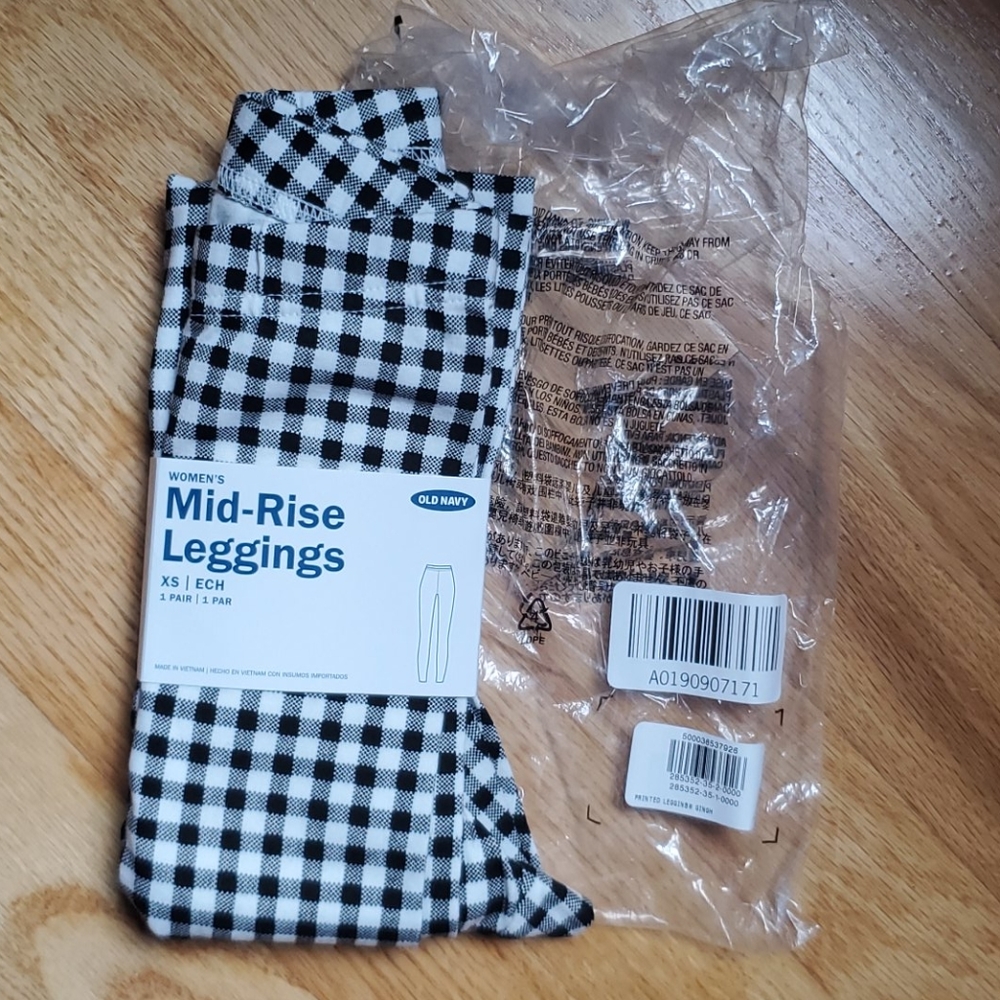 Old Navy Women's Leggings Size XS  New